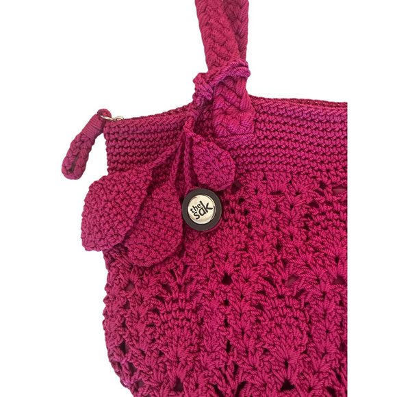 The Sak fuchsia pink crochet shoulder bag with zipper - Picture 2 of 7